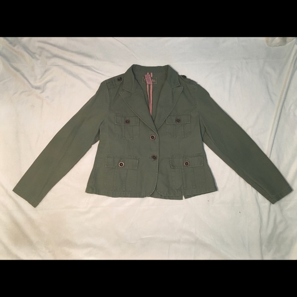 Jacket - Picture 2 of 2